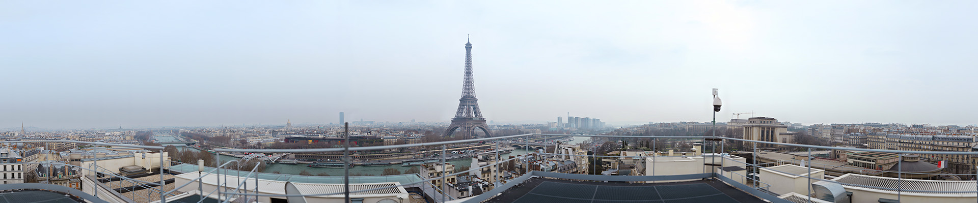 Paris 360° – View from Shangri-la Hotel